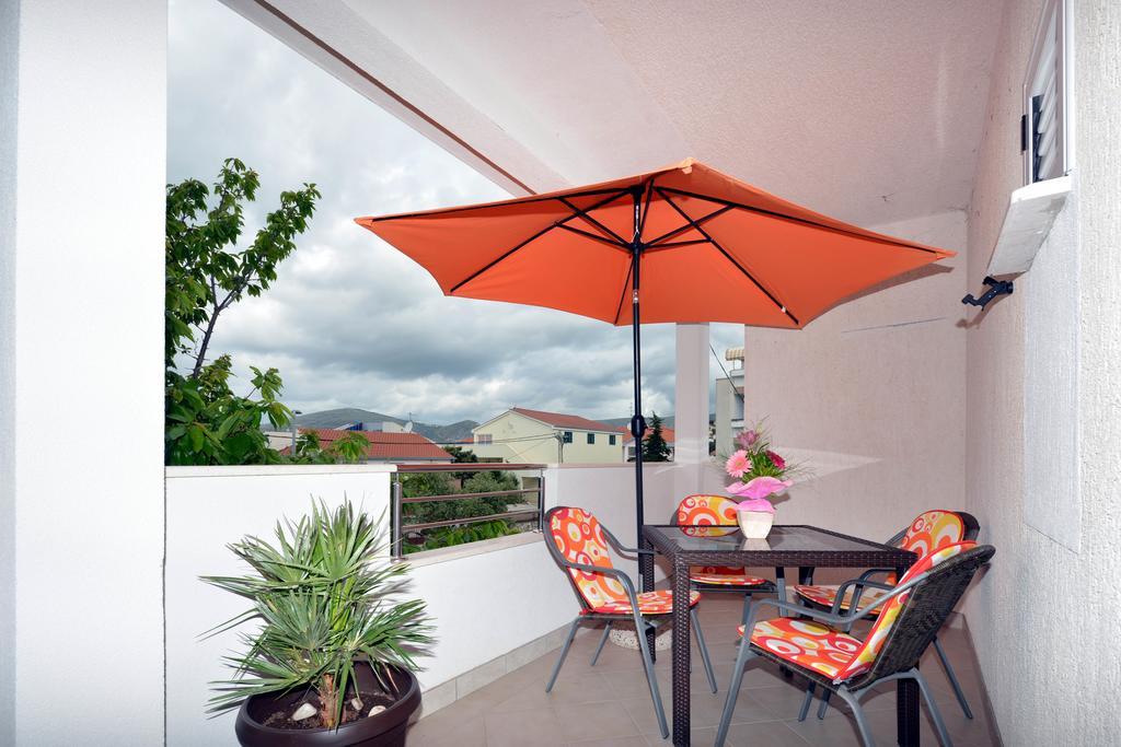 Apartments Maslina Trogir Exterior foto
